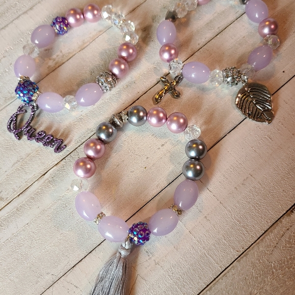 🤚SOLD Handmade Lilac Bracelet Glass Beads - Picture 8 of 13